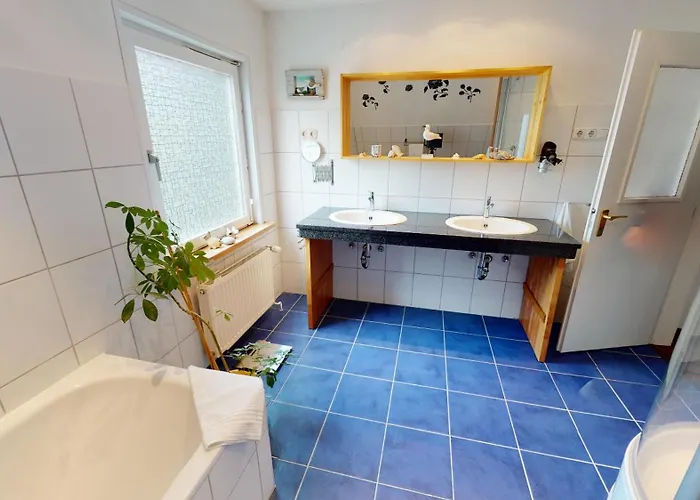 Haus Wiesenweg14 M *